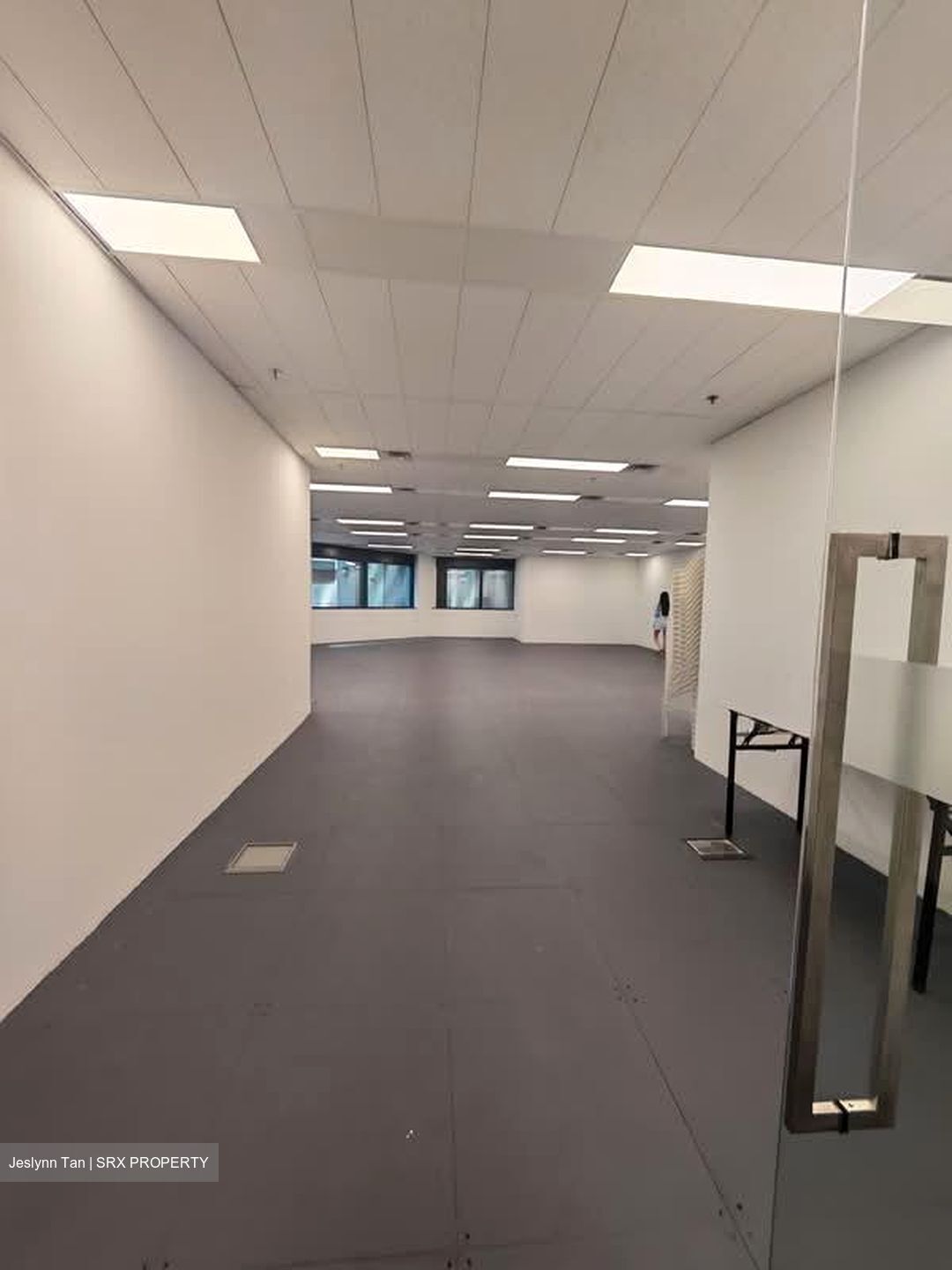 Robinson 77 (D1), Office #550254991